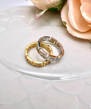 Load image into Gallery viewer, king Versa inspired ring
