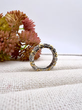 Load image into Gallery viewer, Interlaced cz diamond gold detail ring
