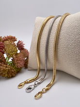 Load image into Gallery viewer, Round snake 3mm classic bracelet
