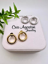 Load image into Gallery viewer, Small tube front small earrings
