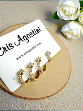 Load image into Gallery viewer, Set of 2 flower detail hoop earrings
