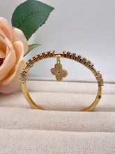 Load image into Gallery viewer, Fine zirconia bracelet with studded VC pendant
