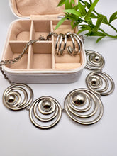 Load image into Gallery viewer, Round circles with hoop earrings  jewelry set
