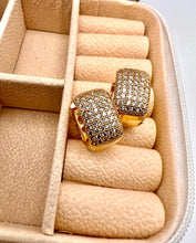 Load image into Gallery viewer, Thick cz studded square elegant earrings
