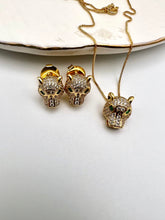 Load image into Gallery viewer, Small face of tiger emerald eyes jewelry set
