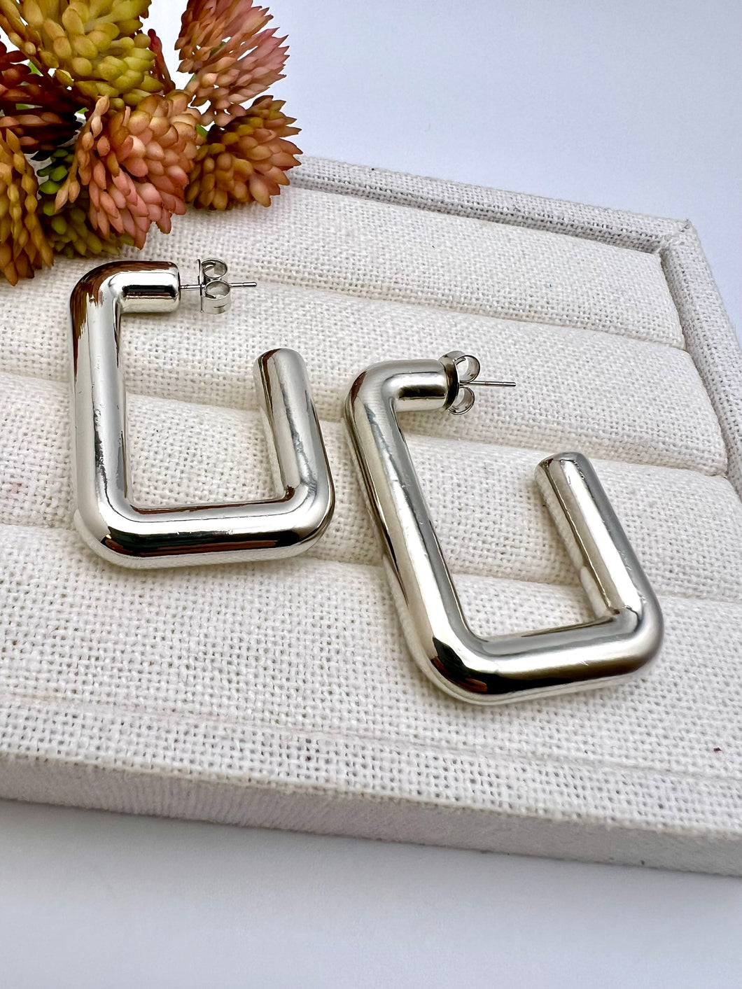 Square hoop with flat push back earrings