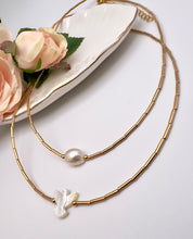 Load image into Gallery viewer, Gold plated straw necklace with detail
