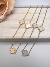 Load image into Gallery viewer, Clover flat VC choker necklace
