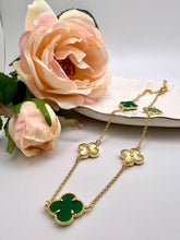 Load image into Gallery viewer, Flat and cz VC clover choker necklace
