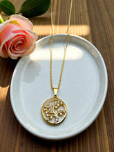 Load image into Gallery viewer, Small round life tree necklace
