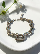 Load image into Gallery viewer, Selfsame Tiffy cz links bracelet
