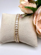 Load image into Gallery viewer, Baguette cz with extention  bracelet
