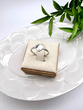 Load image into Gallery viewer, Small delicate heart with diamond detail ring
