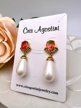 Load image into Gallery viewer, Crystal colorful cz detail pearl drop pendant
