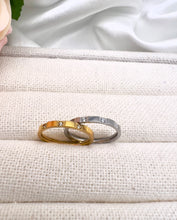 Load image into Gallery viewer, Delicate double ring design inspiration
