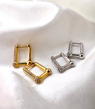 Load image into Gallery viewer, Inspired link Tify cz in the front earrings
