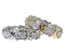 Load image into Gallery viewer, Interlaced cz diamond gold detail ring
