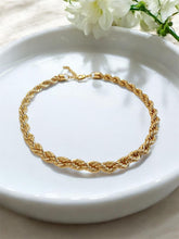 Load image into Gallery viewer, Chunky Rope Chain choker necklace

