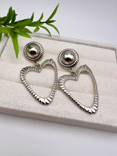 Load image into Gallery viewer, Big heart pendant button base earrings
