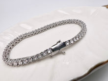 Load image into Gallery viewer, Fine cut small cz side lock Valentina bracelet
