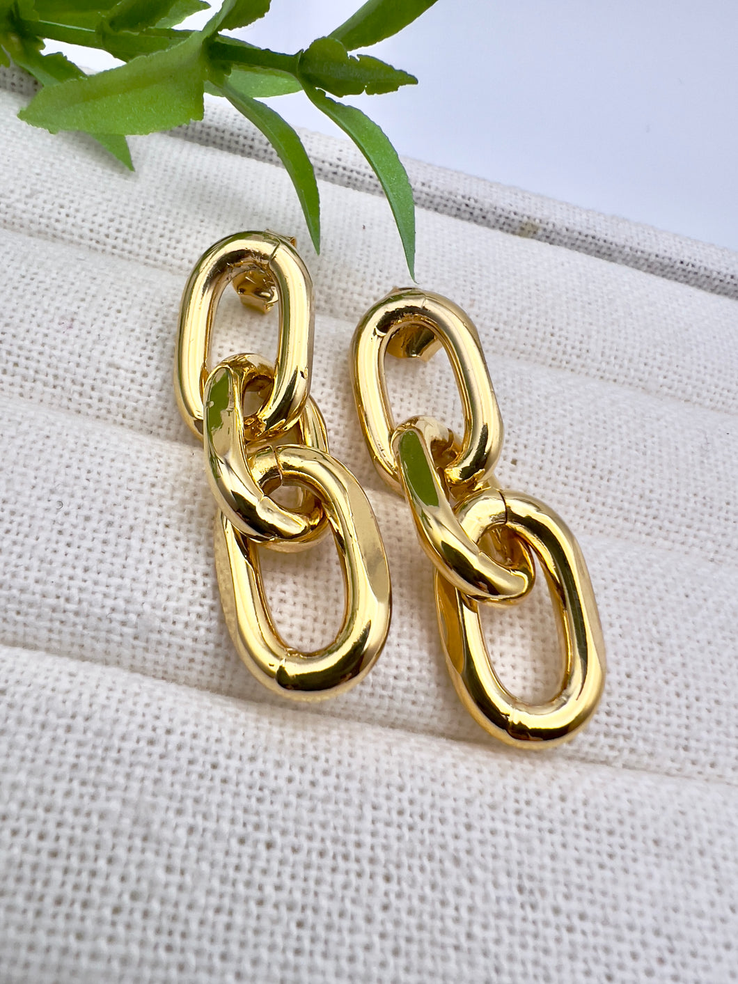 Paperclip 3 links gold plated  earrings