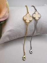 Load image into Gallery viewer, Solitaire VC flat clover bracelet
