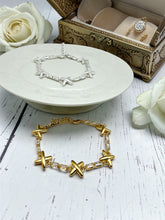 Load image into Gallery viewer, Cz bracelet X baguette
