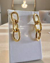 Load image into Gallery viewer, Paperclip 3 links gold plated  earrings
