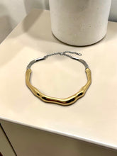 Load image into Gallery viewer, Seductive Collection flexible choker necklace
