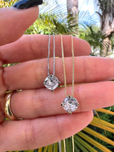 Load image into Gallery viewer, Classic light point 7mm necklace
