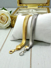 Load image into Gallery viewer, Thick mesh German 10mm thread bracelet
