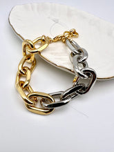 Load image into Gallery viewer, Gold chunky paper clip link bracelet
