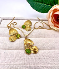Load image into Gallery viewer, Butterfly with natural gemstone jewelry set
