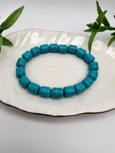 Load image into Gallery viewer, Turquoise natural gem stone set  bracelet no clasp
