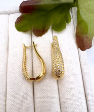 Load image into Gallery viewer, Large studded comma-shaped earrings
