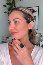 Load image into Gallery viewer, Organic 1.4 inches black earrings
