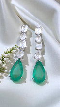 Load image into Gallery viewer, Long party crystal drop end earrings
