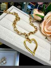 Load image into Gallery viewer, Chunky choker organic heart necklace
