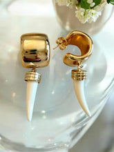 Load image into Gallery viewer, Half bold hop saber tooth earrings
