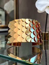 Load image into Gallery viewer, Exclusive Adjustable Scale Bracelet
