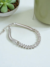 Load image into Gallery viewer, German thread and crystal navettes bracelet
