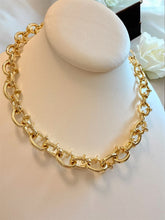 Load image into Gallery viewer, Carter link inspiration necklace
