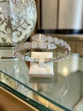 Load image into Gallery viewer, Snake bracelet entirely cz studded
