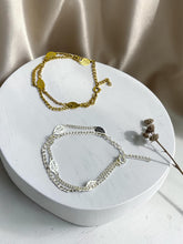 Load image into Gallery viewer, Double small chain and feather bracelet
