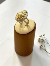 Load image into Gallery viewer, Organic adjustable gold and silver ring
