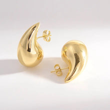 Load image into Gallery viewer, Vintage inspired teardrop gold plated earrings
