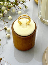 Load image into Gallery viewer, Double chain style with cz detail on top ring

