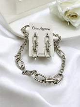 Load image into Gallery viewer, Tify spike link necklace
