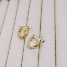 Load image into Gallery viewer, Small heart shape hoop earrings
