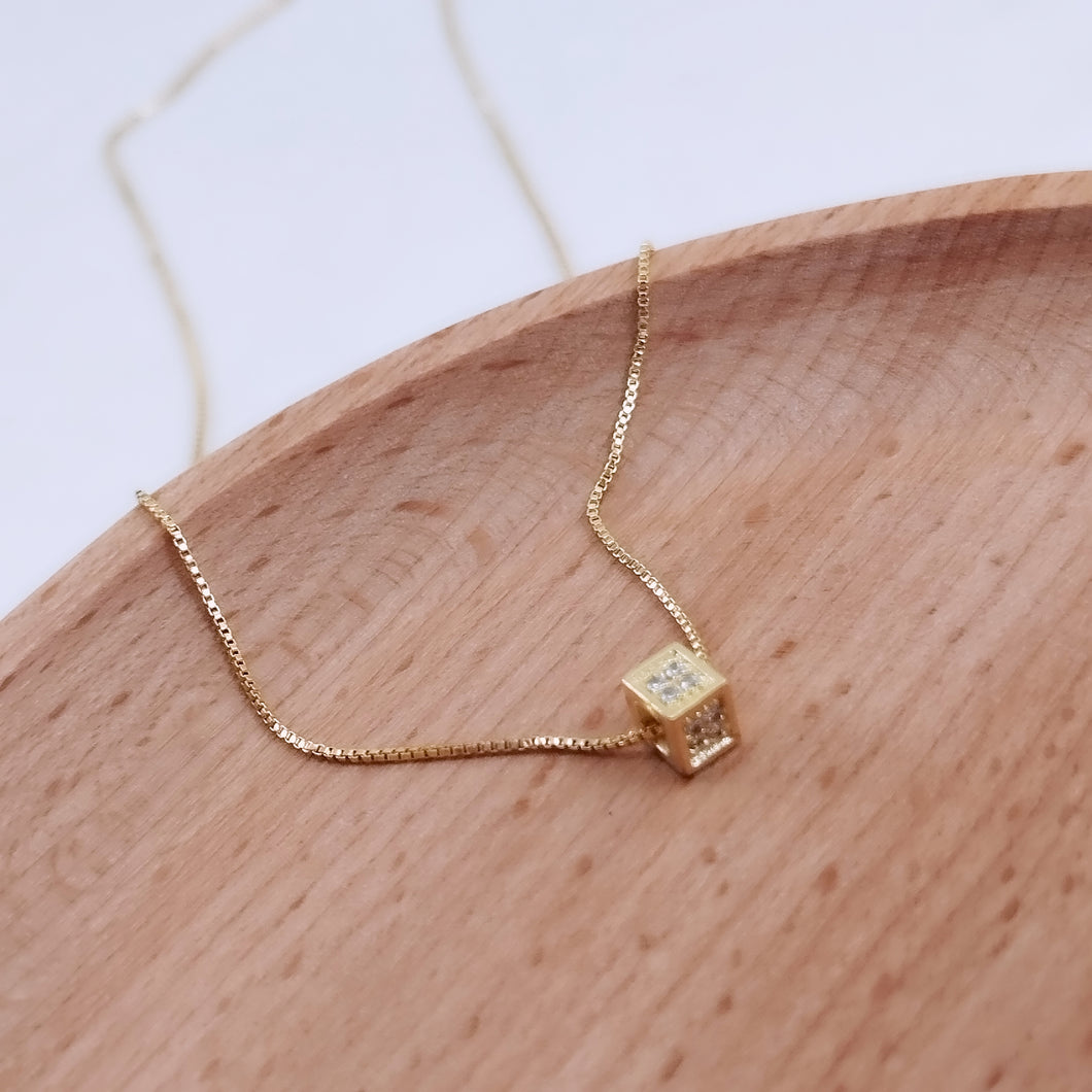 Delicate Cube Pendant Necklace